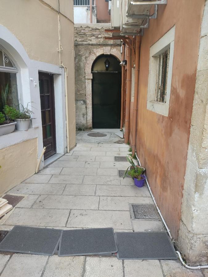 Апартаменты Cortile Antico Corfu  Экстерьер фото